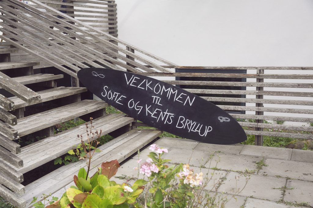 Fotograf Ann er jeres fotograf i 8700 Horsens. Hun tager smukke, moderne og anderledes billeder der laver rammen for jeres minder, i har resten af livet.